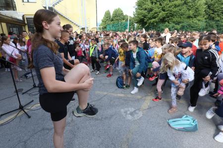 Srečanje generacij v OŠ Cerknica 17 Foto Ljubo Vukelič